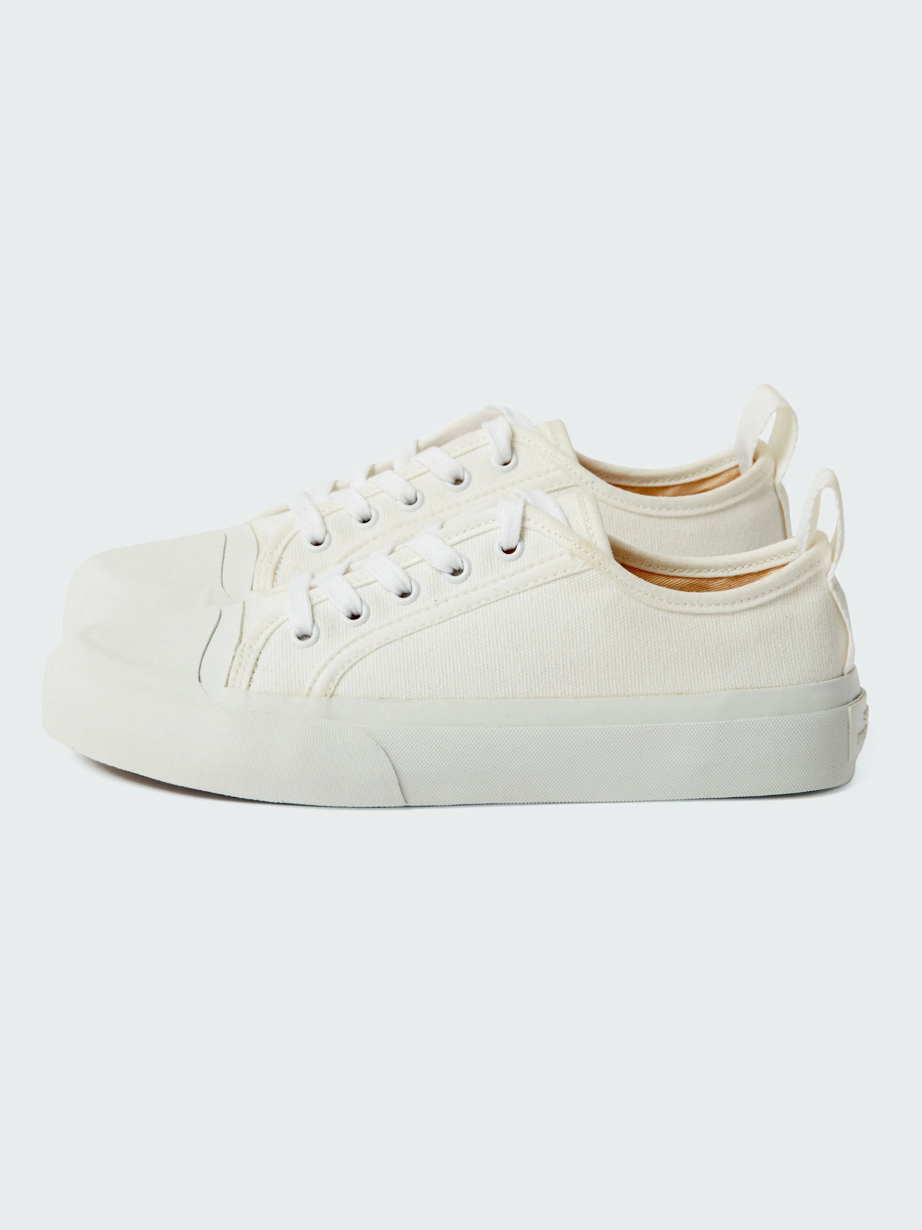 Byrd Canvas Shoe in Cream