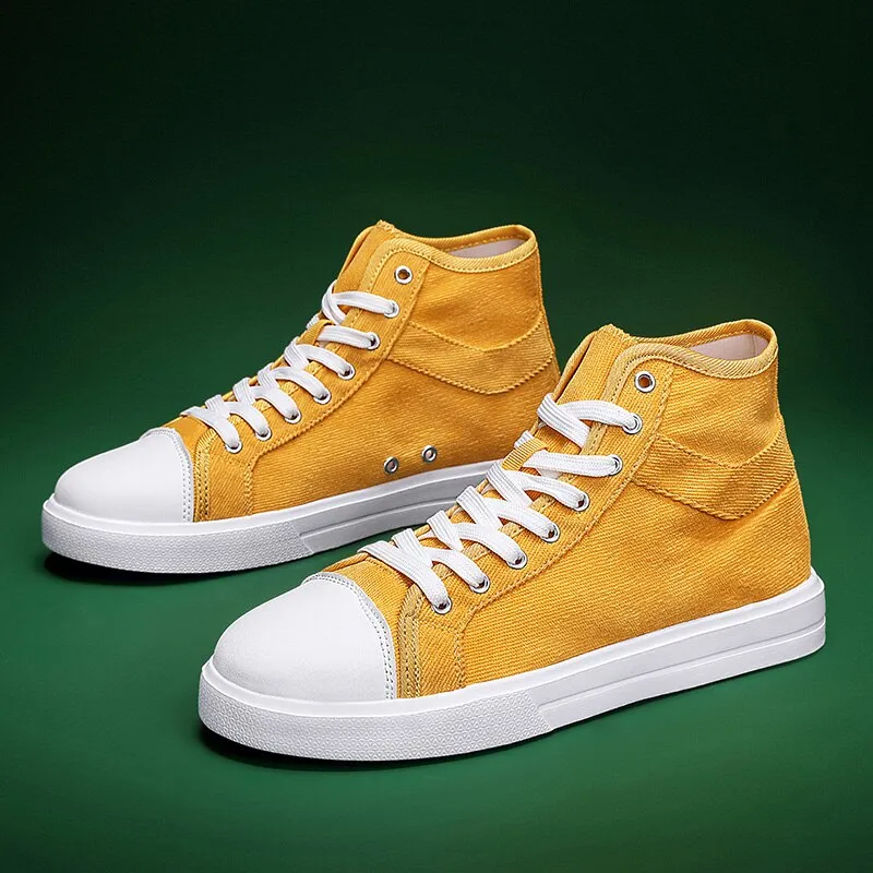 High-Top Skateboarding Shoes