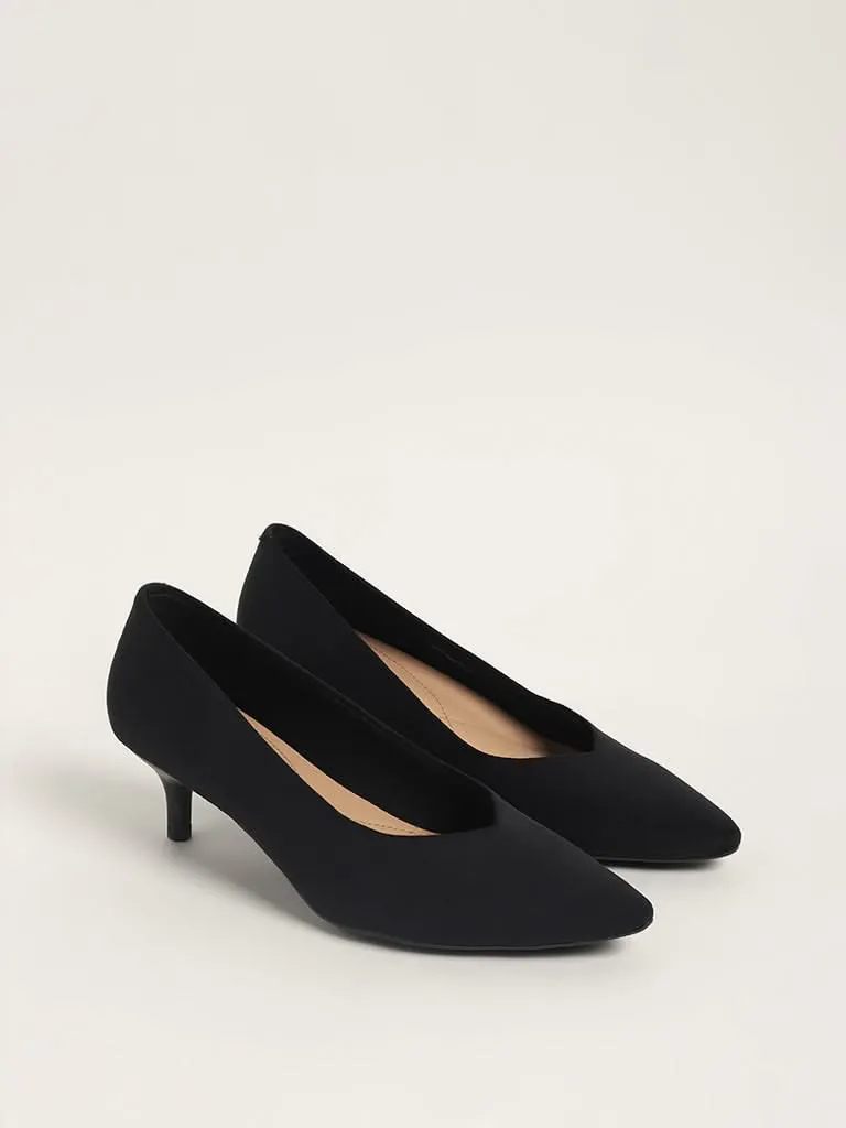 LUNA BLU Solid Black Pointed Pump Shoes