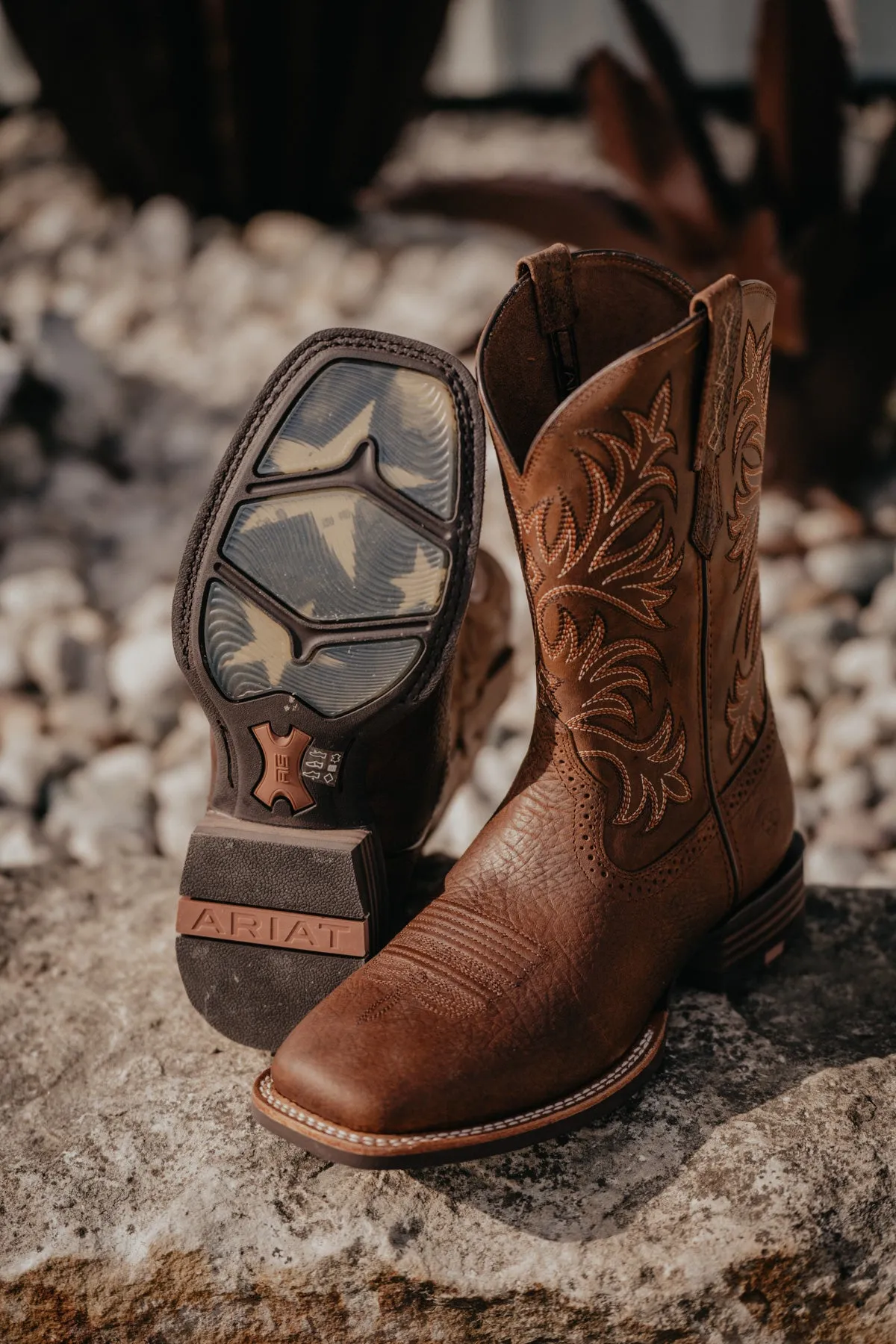 Men's Ariat 'Oakwood' Brown Cowboy Boots (Sizes 8.5-13EE)