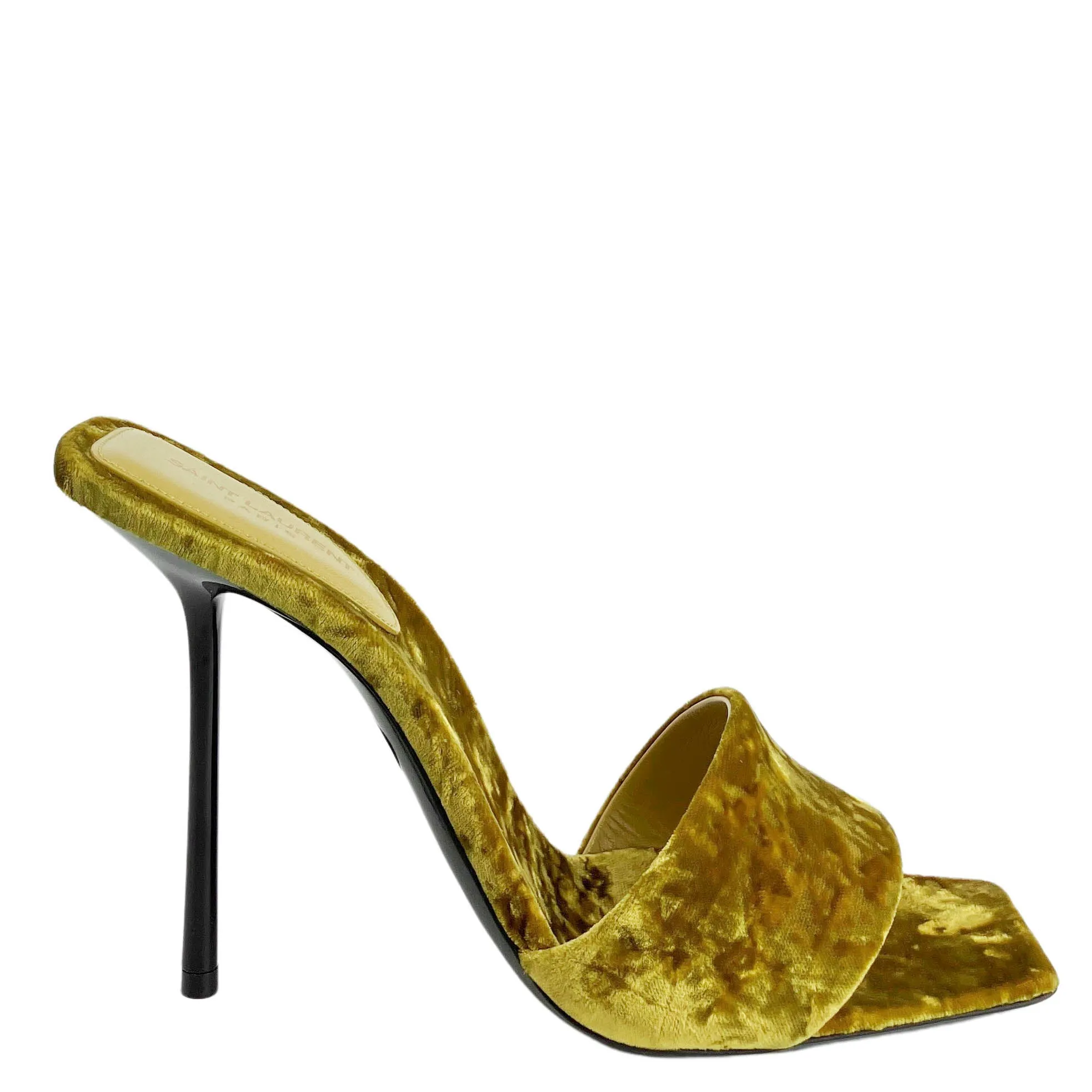 Saint Laurent Velvet Heels in Senape